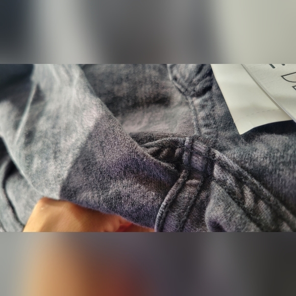 NWT Calvin Klein Reversible Jeans size 2X32 (2 for one) - Picture 14 of 14